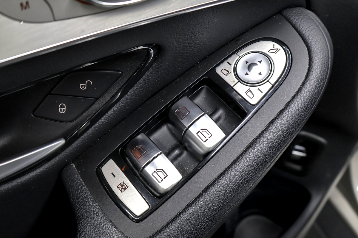 2019 Mercedes-Benz GLC GLC300 - Photo 33