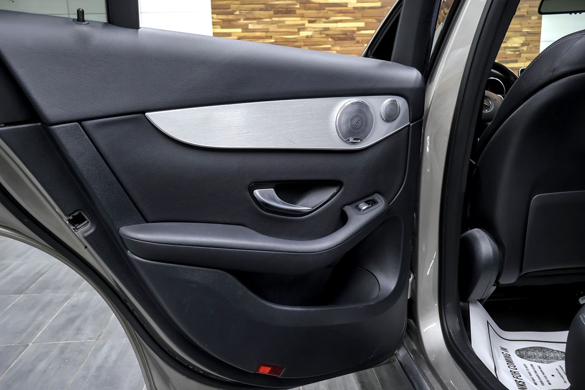 2019 Mercedes-Benz GLC GLC300 - Photo 35