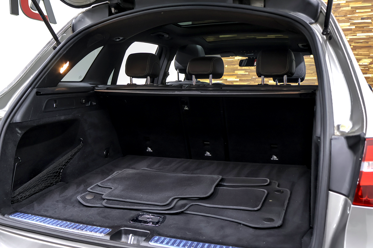 2019 Mercedes-Benz GLC GLC300 - Photo 44
