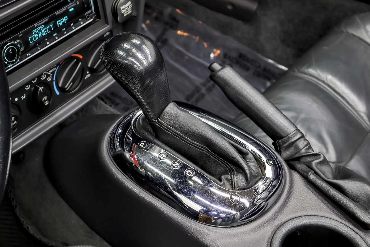 2000 Plymouth Prowler Base - Photo 18