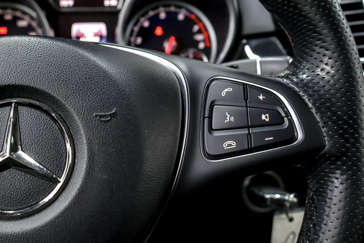 Mercedes-Benz GLE photo 15