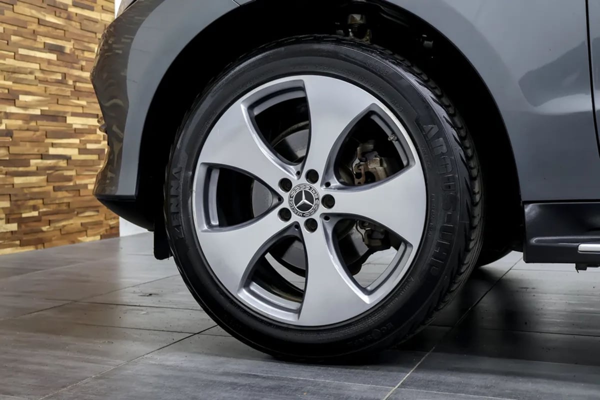Mercedes-Benz GLE photo 40