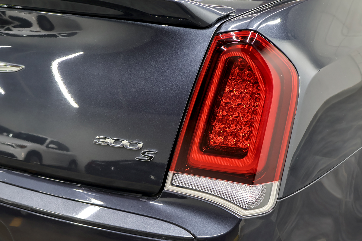 Sold 2018 Chrysler 300 300S in Dallas