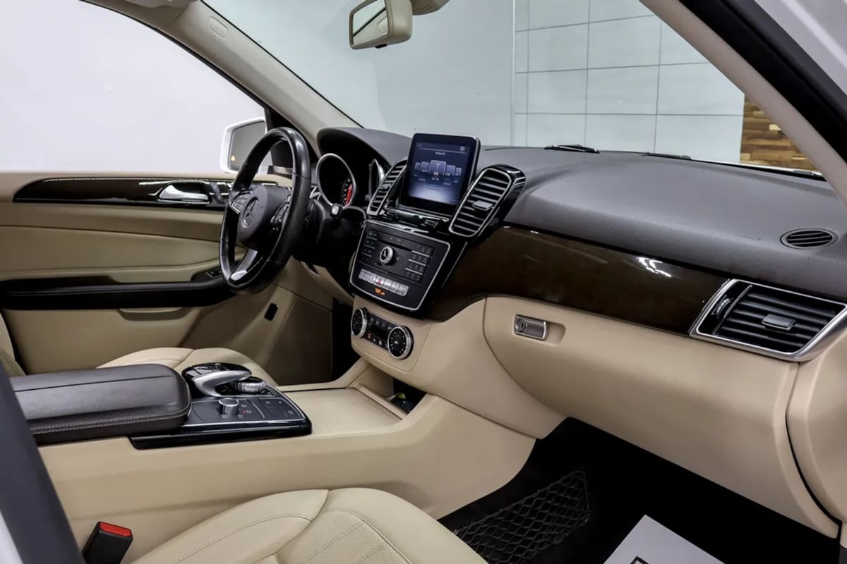 Mercedes-Benz GLE photo 12