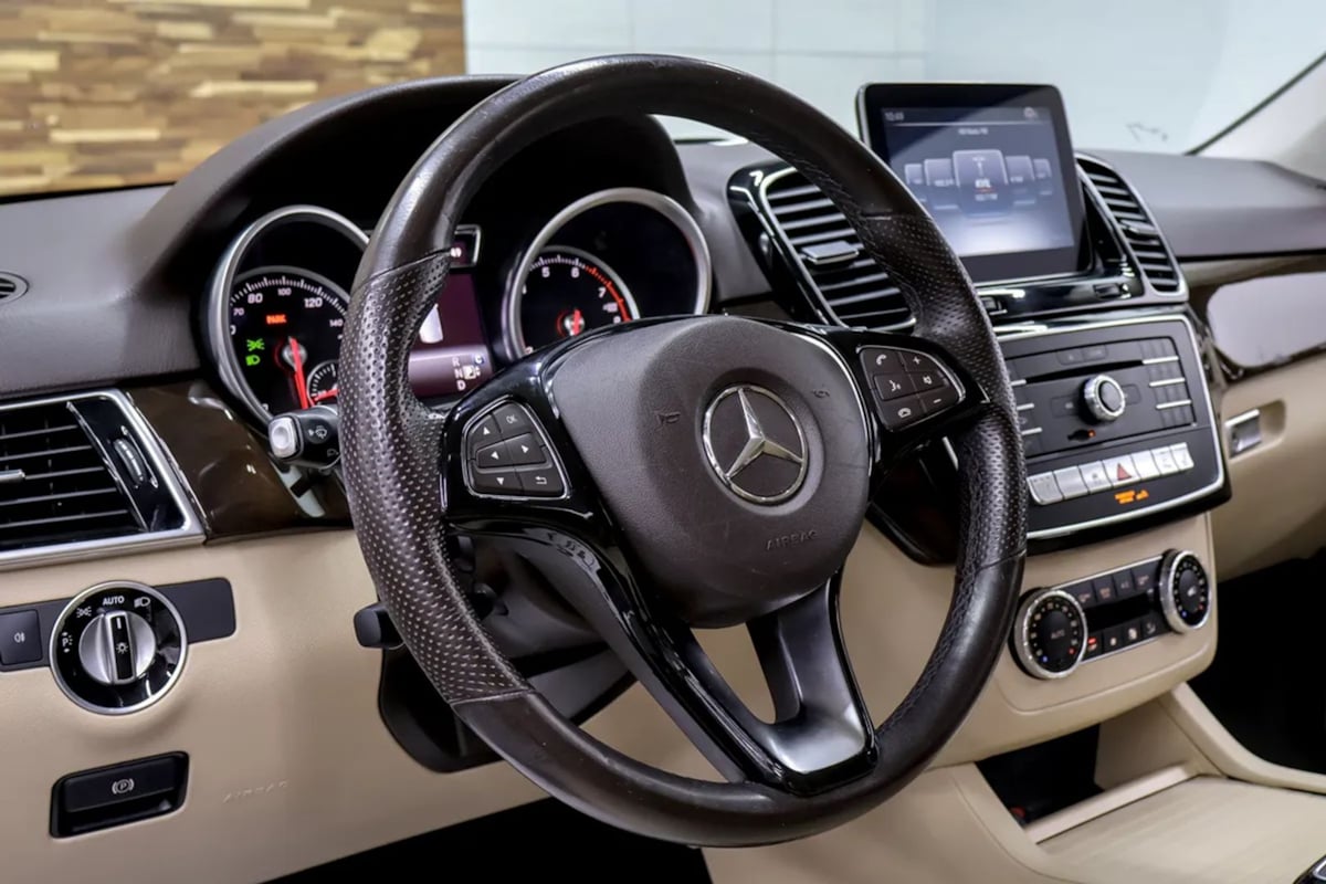 Mercedes-Benz GLE photo 13