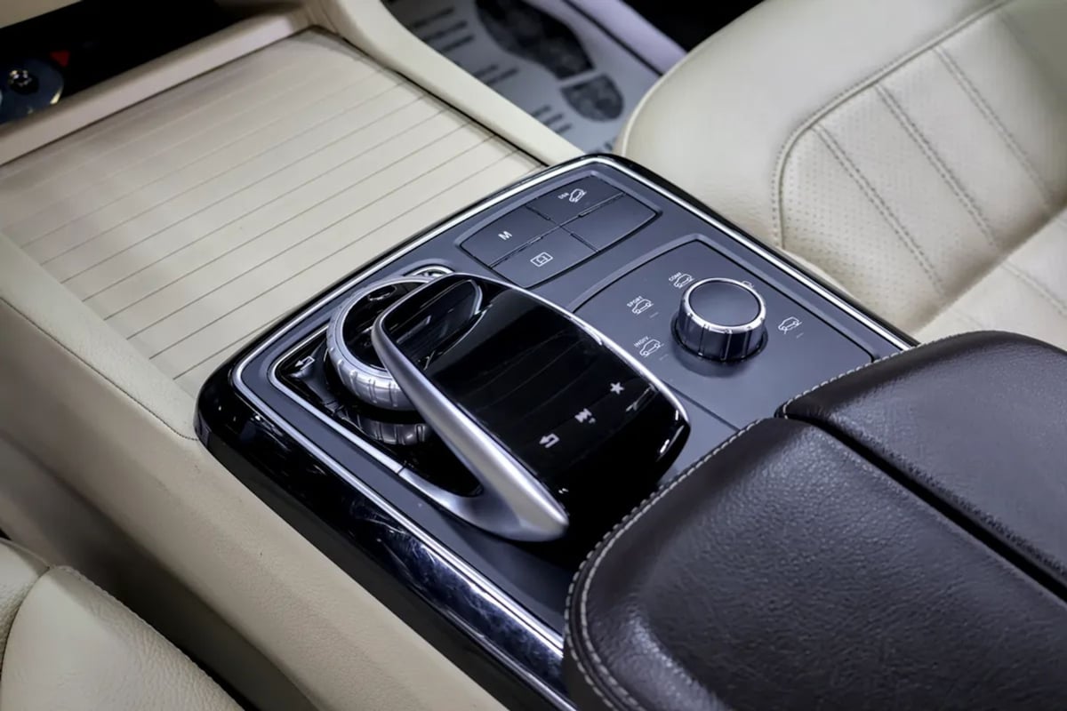 Mercedes-Benz GLE photo 17