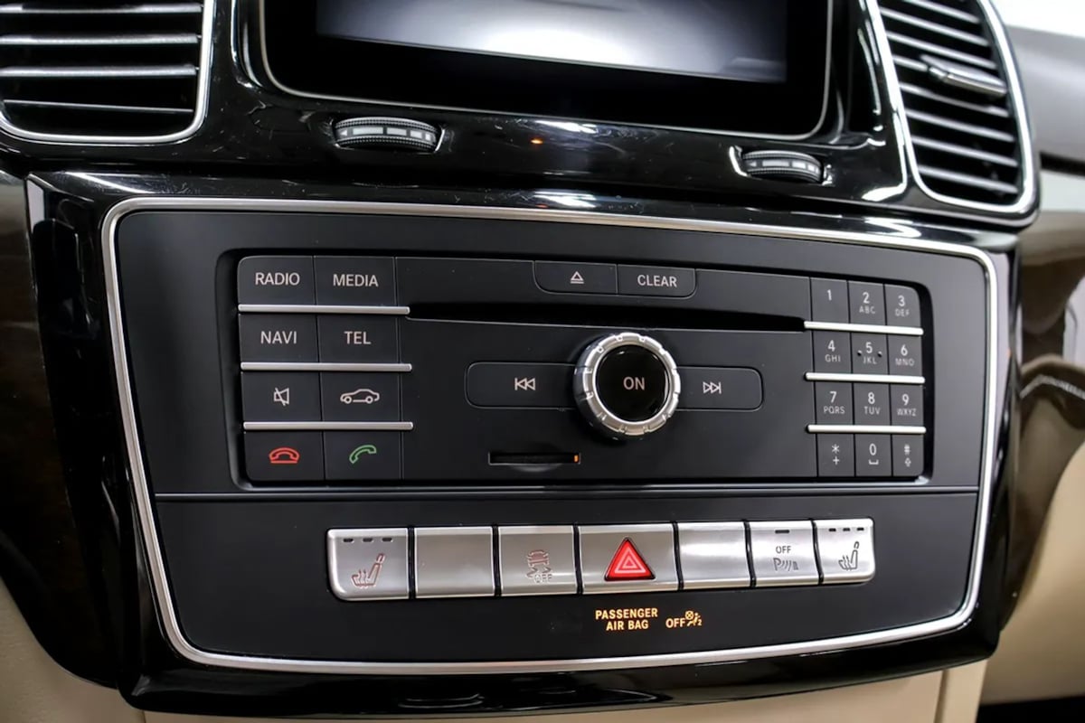Mercedes-Benz GLE photo 19