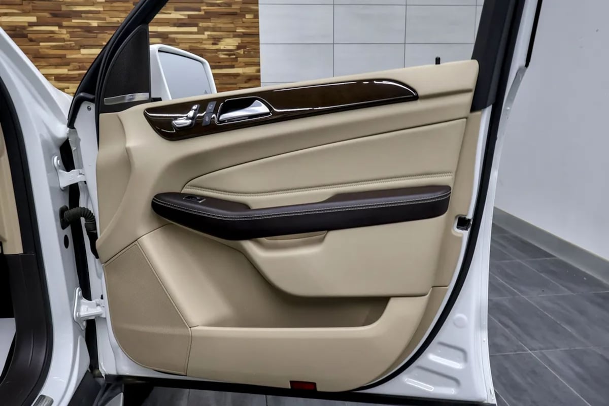 Mercedes-Benz GLE photo 37