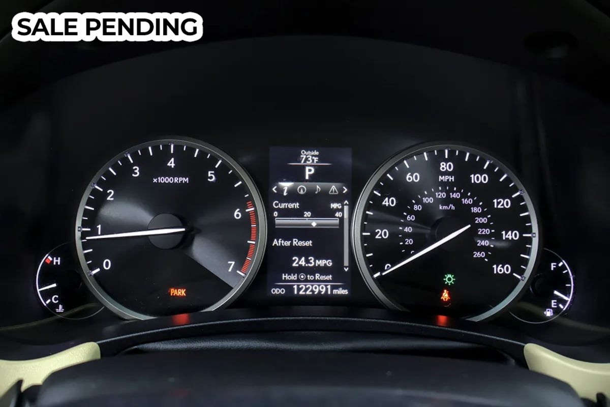 2015 Lexus NX 200t - Photo 16