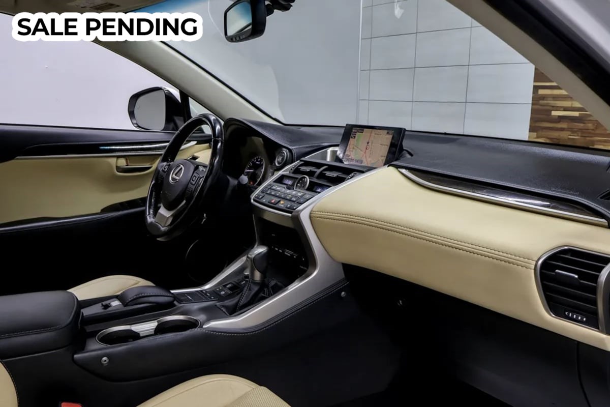 2015 Lexus NX 200t - Photo 12