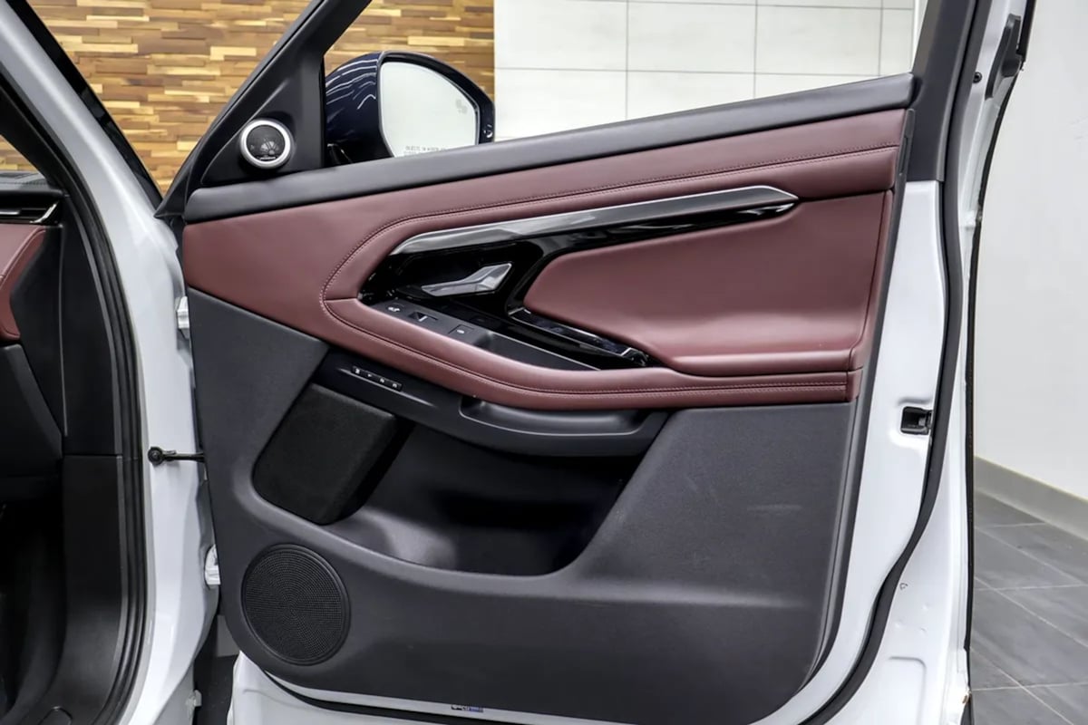 Land Rover Range Rover Evoque photo 38