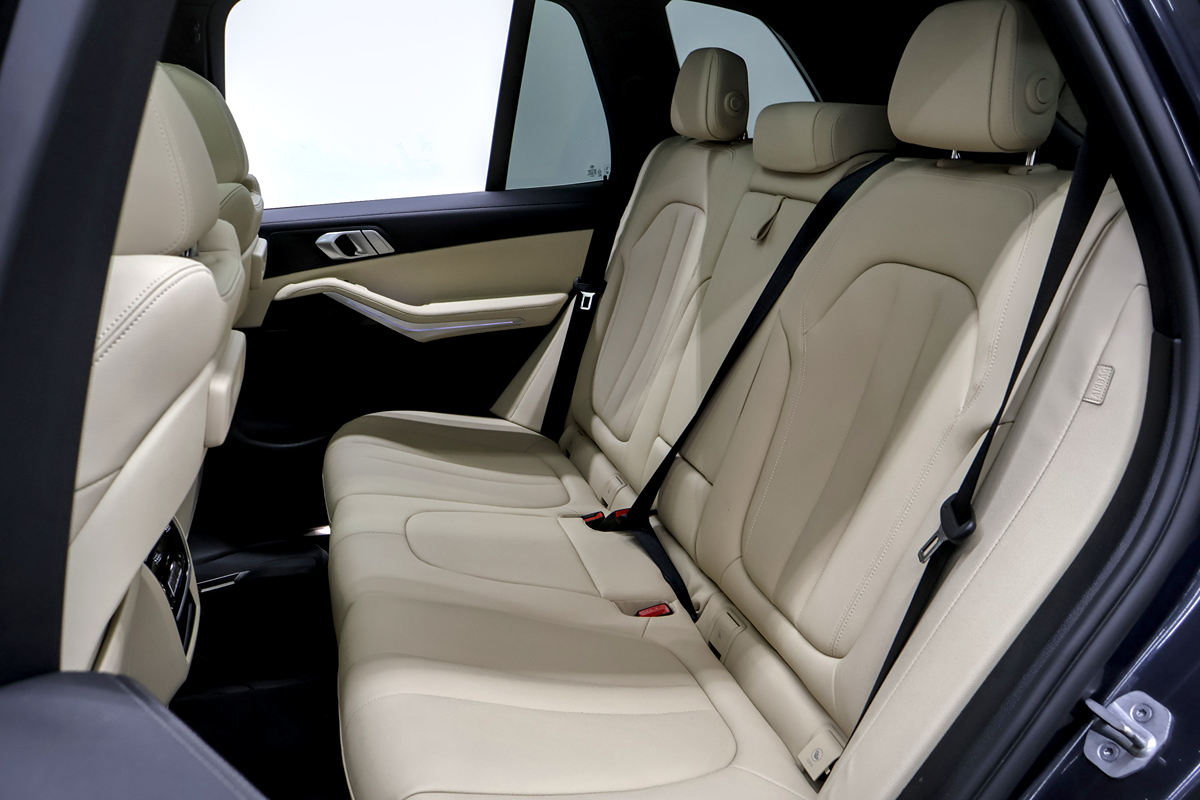 2021 BMW X5 40i - Photo 33