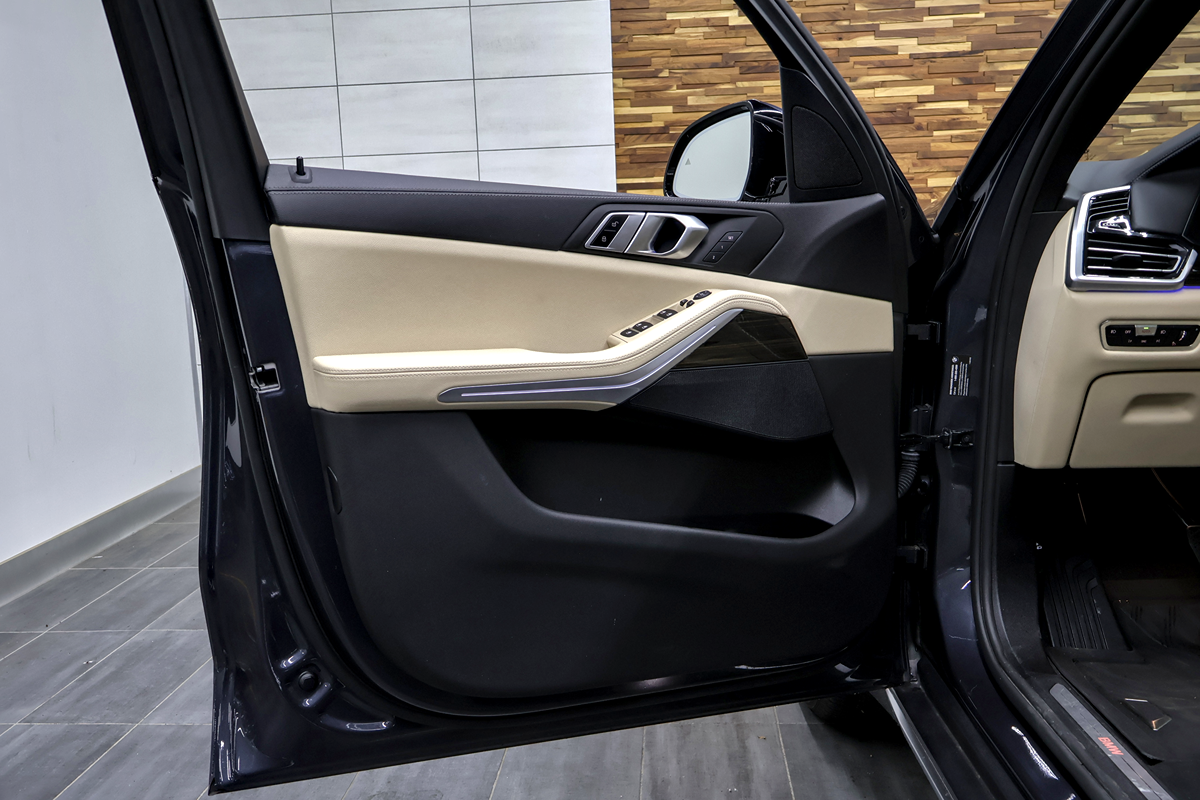 2021 BMW X5 40i - Photo 37