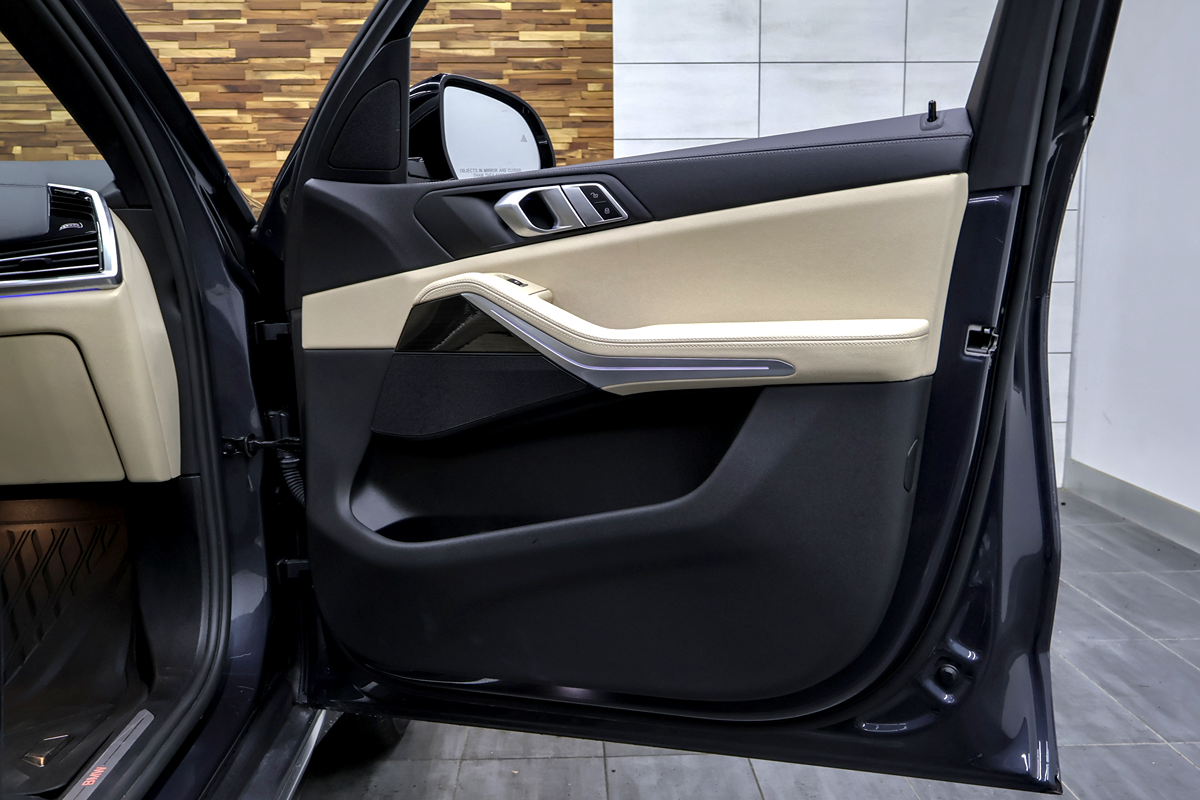 2021 BMW X5 40i - Photo 39