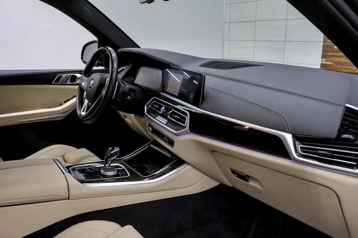 BMW X5 photo 12