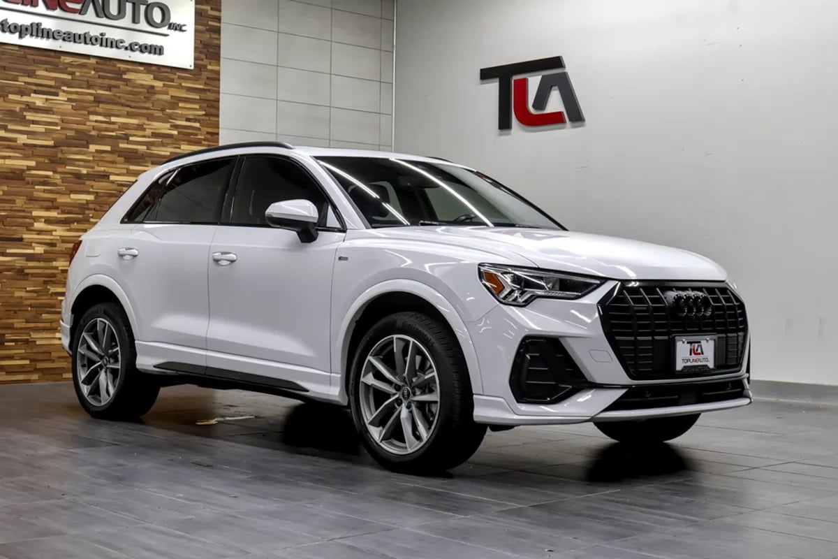 Audi Q3 photo 2