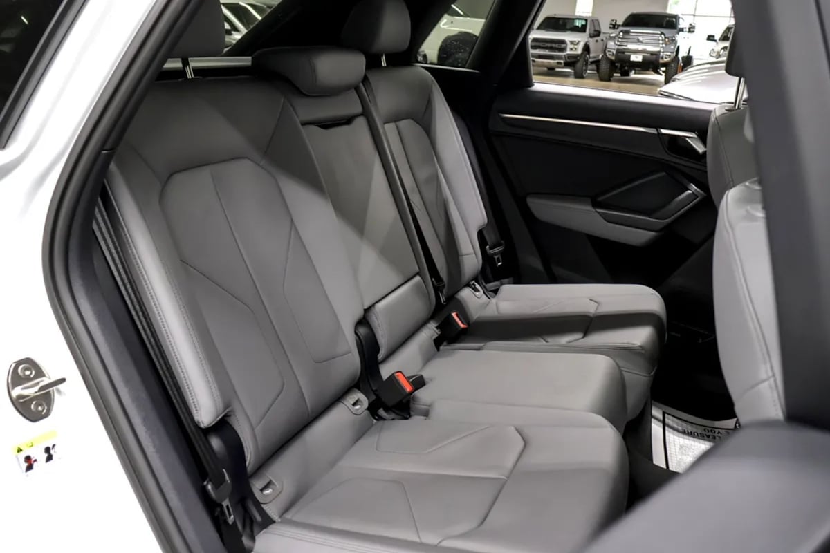 Audi Q3 photo 28