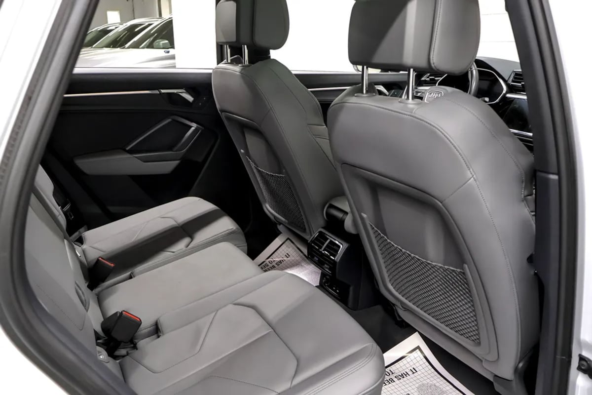 Audi Q3 photo 29