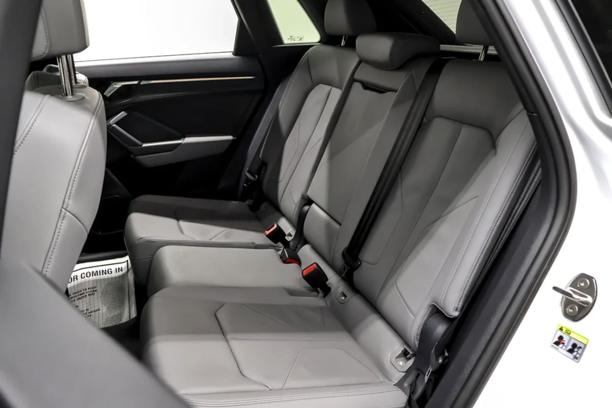 Audi Q3 photo 30