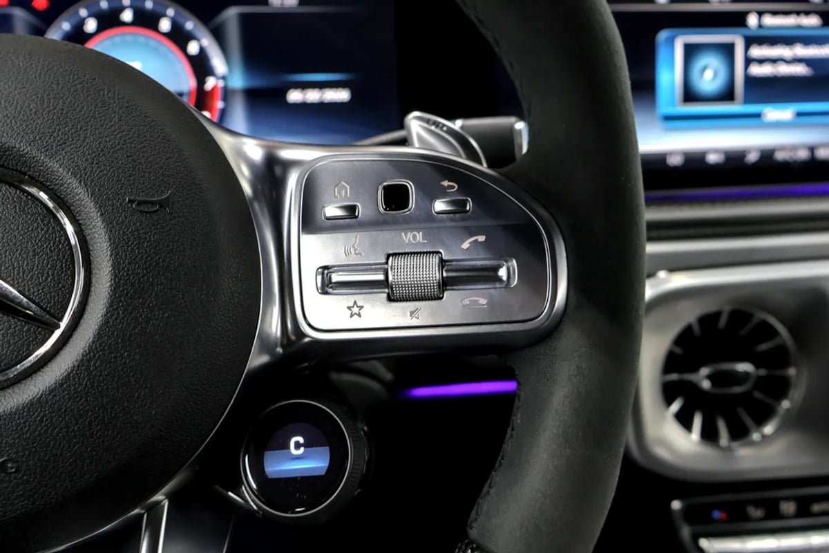 Mercedes-Benz AMG G 63 photo 15