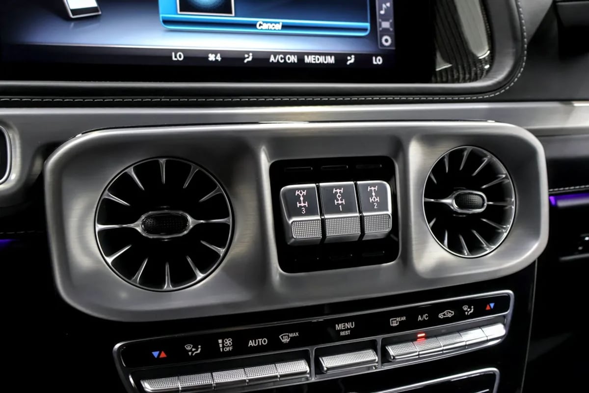 Mercedes-Benz AMG G 63 photo 23