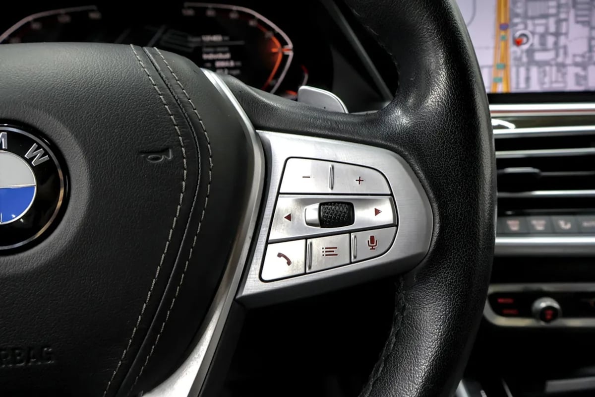 BMW X7 photo 15