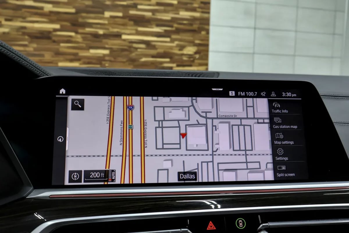 BMW X7 photo 24