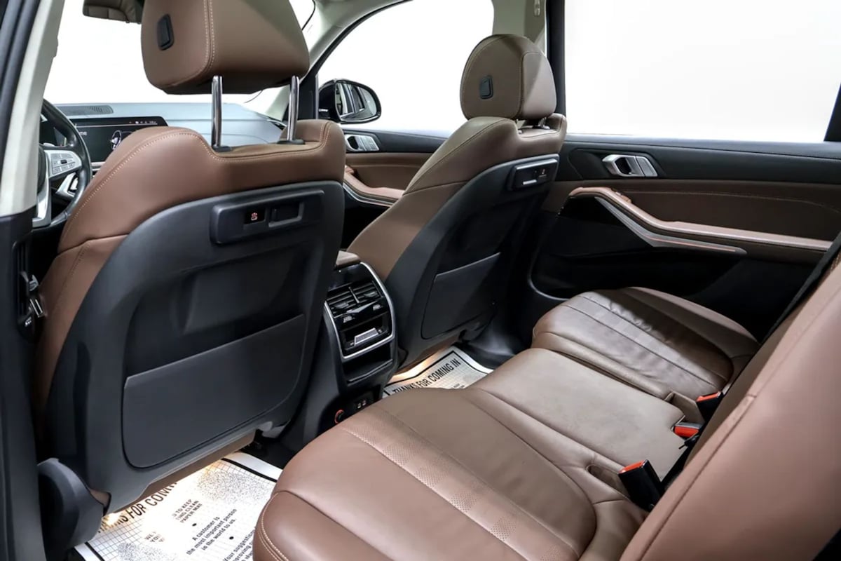 BMW X7 photo 35