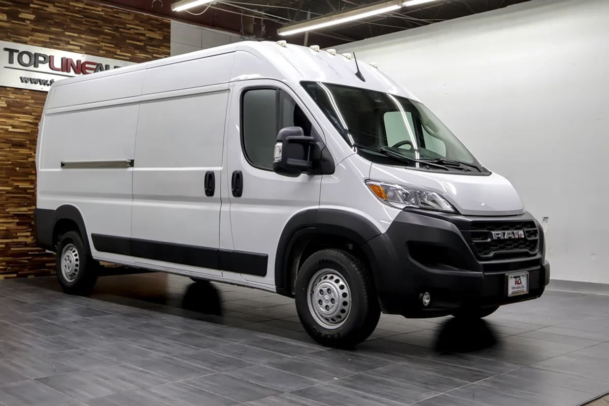 Ram Cargo Van photo 2