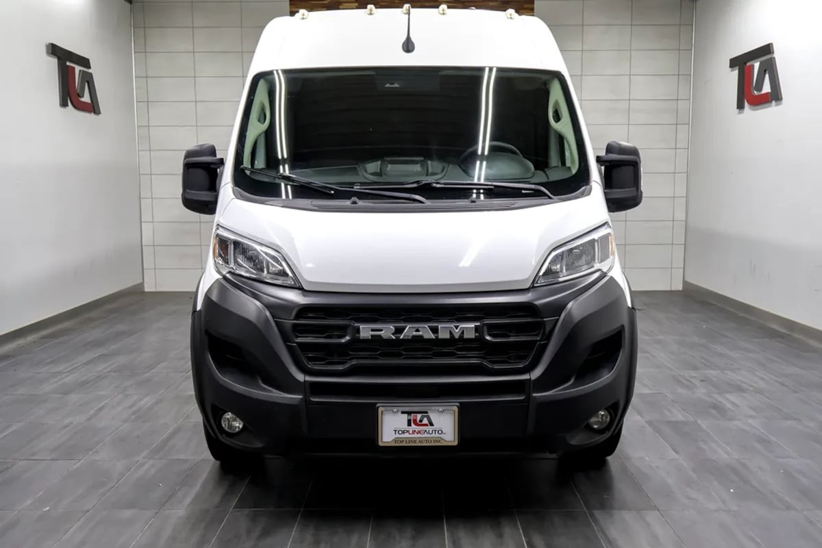 Ram Cargo Van photo 3