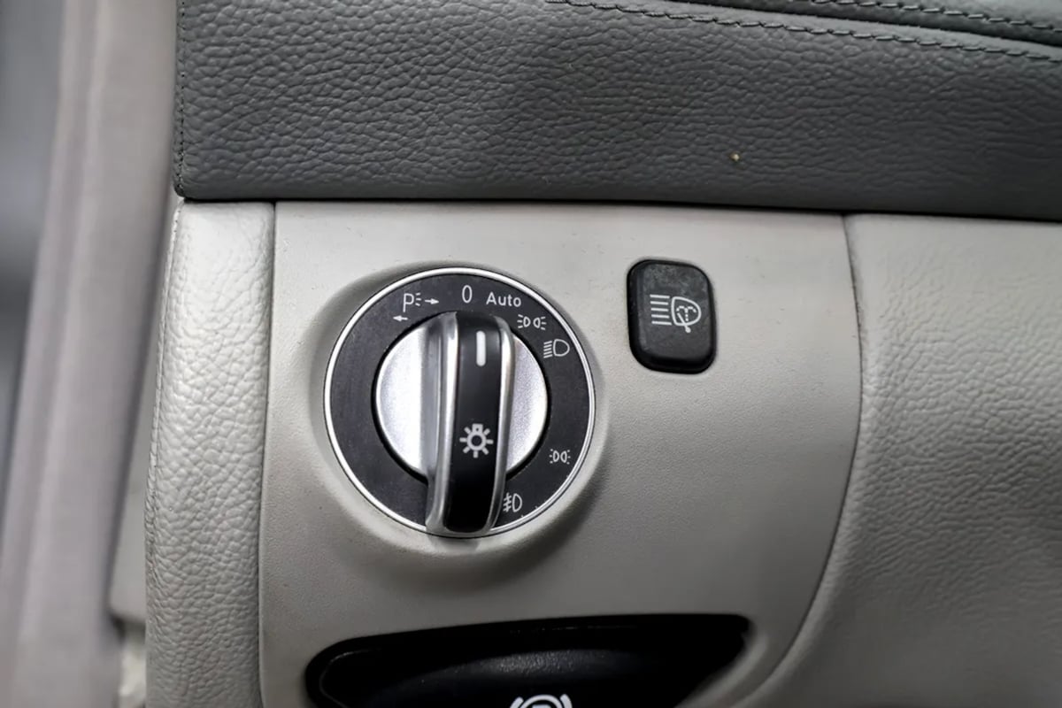 Mercedes-Benz SL500 photo 22