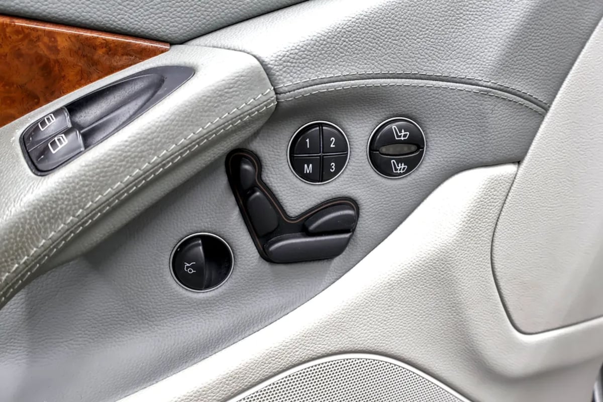 Mercedes-Benz SL500 photo 26