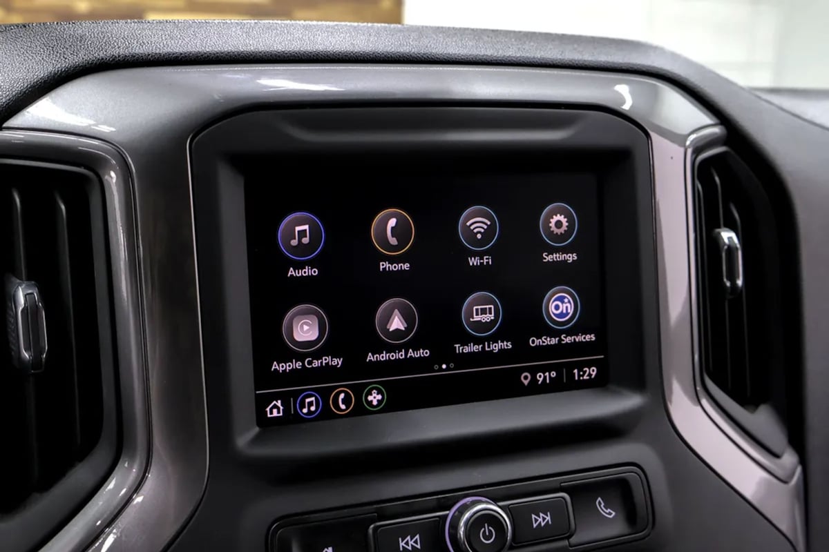 Chevrolet Silverado photo 20