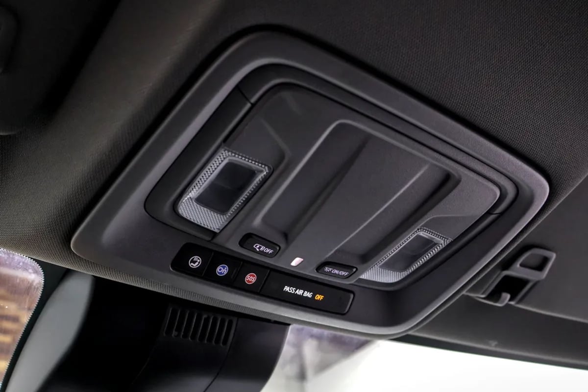 Chevrolet Silverado photo 24