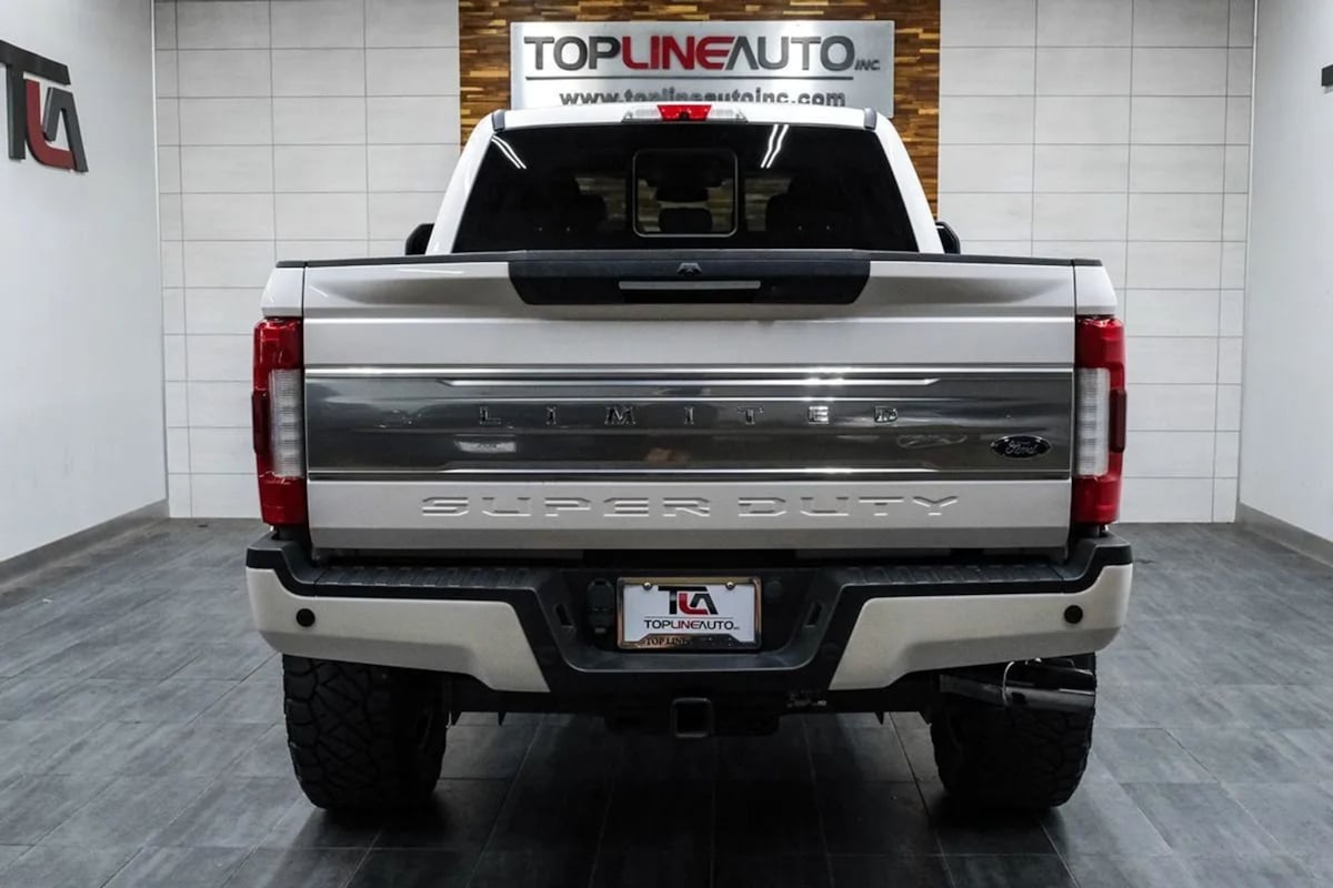 Ford F-250 photo 8