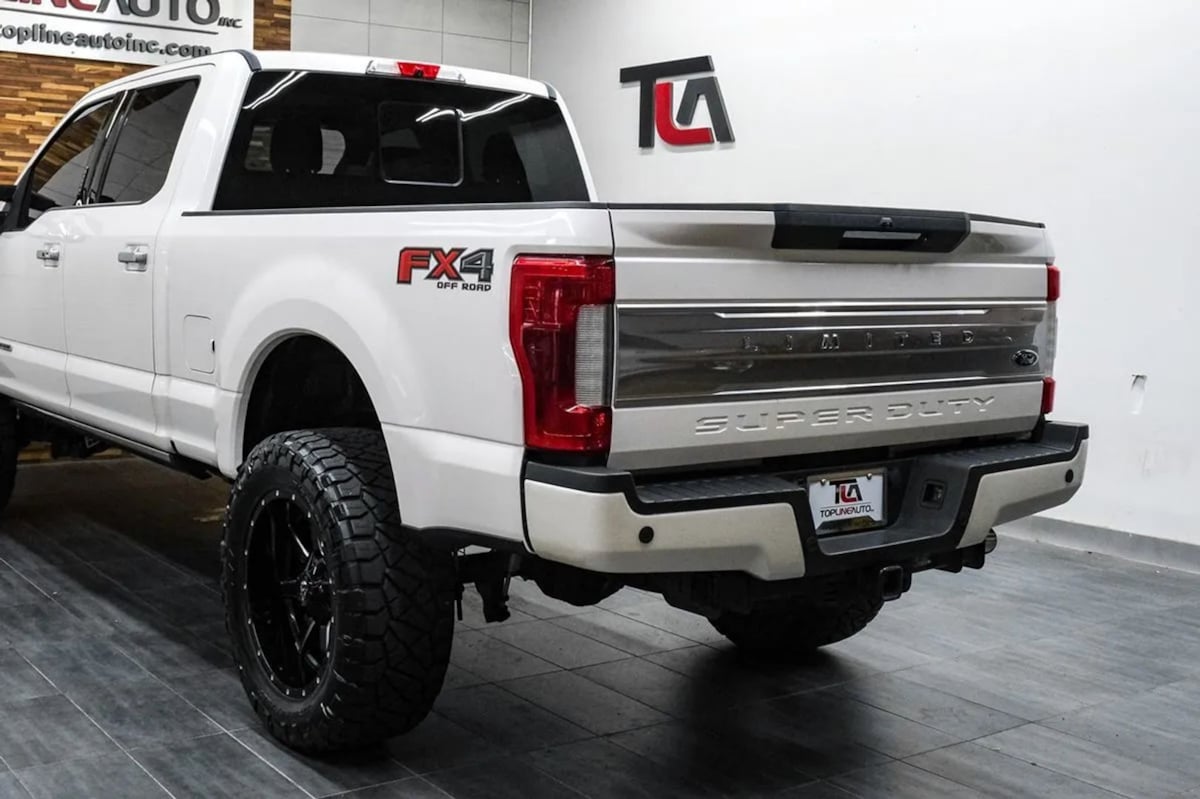 Ford F-250 photo 11