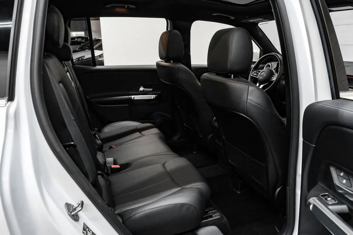 Mercedes-Benz GLB 250 photo 32