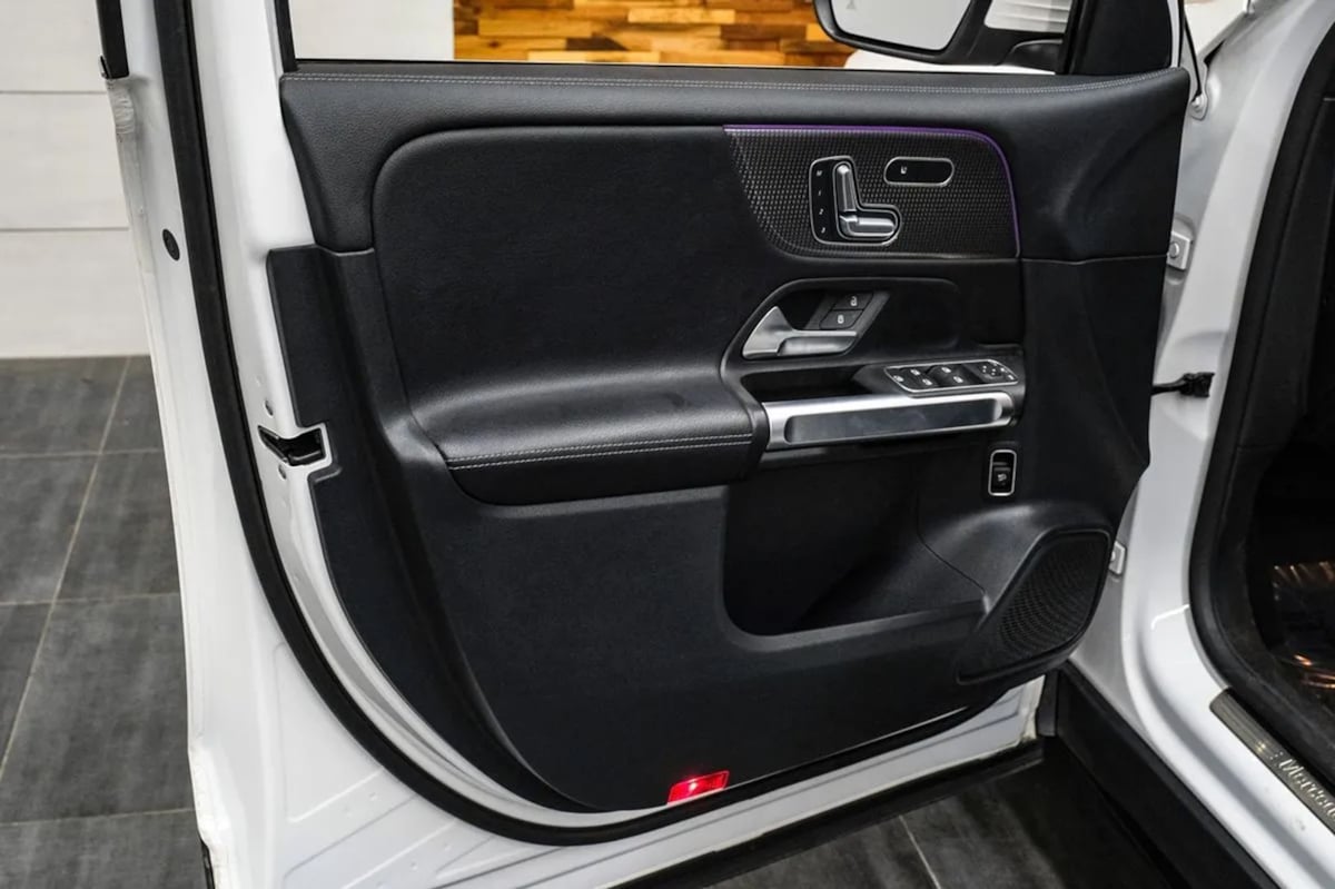 Mercedes-Benz GLB 250 photo 37