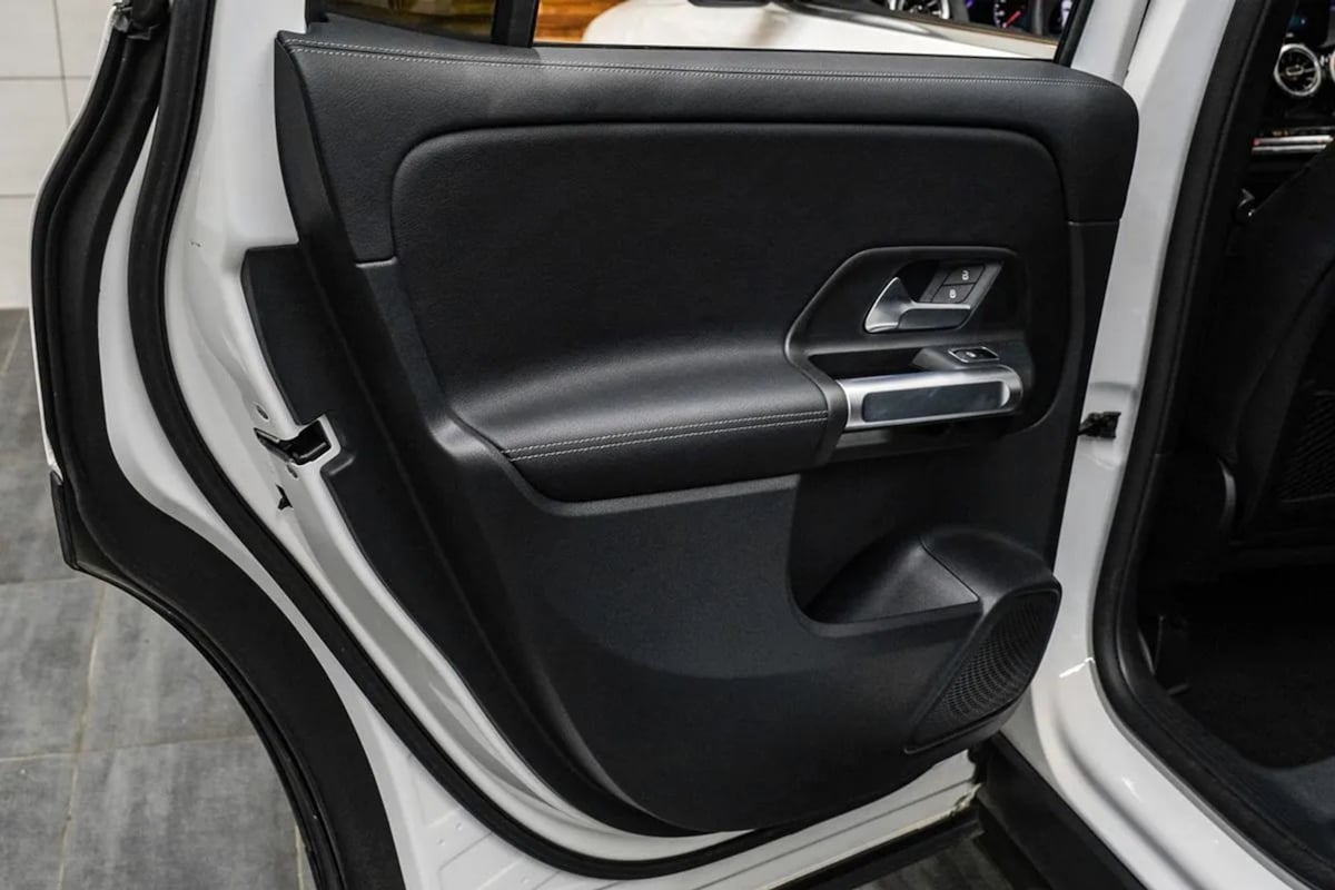 Mercedes-Benz GLB 250 photo 41