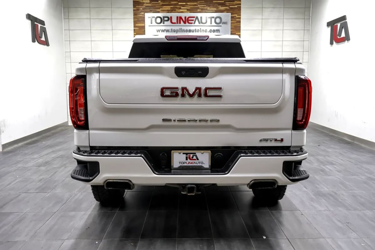 GMC Sierra photo 8