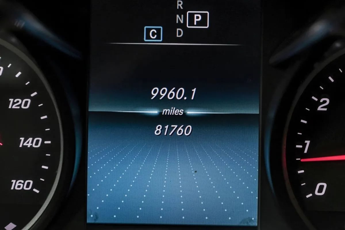 Mercedes-Benz GLC photo 18