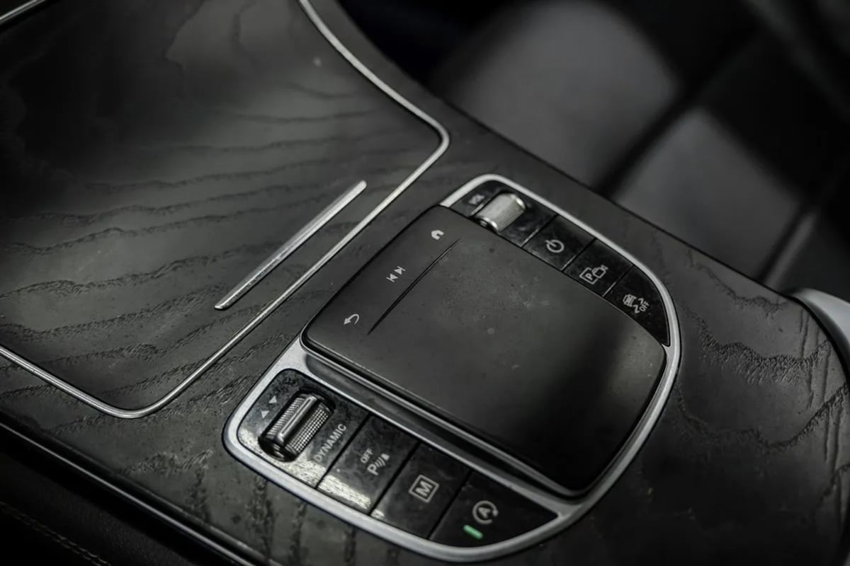 Mercedes-Benz GLC photo 20
