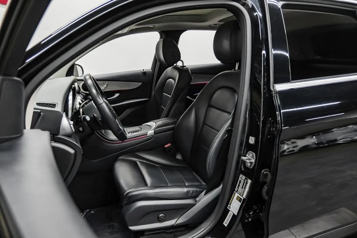 Mercedes-Benz GLC photo 27