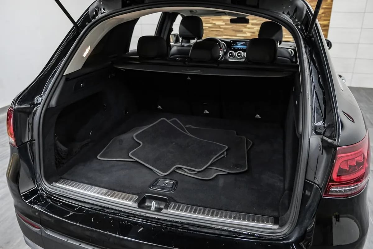 Mercedes-Benz GLC photo 47