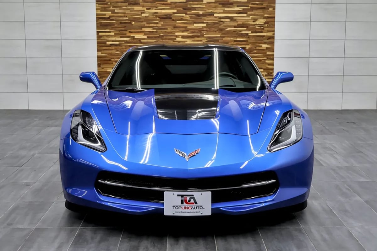 Chevrolet Corvette photo 3
