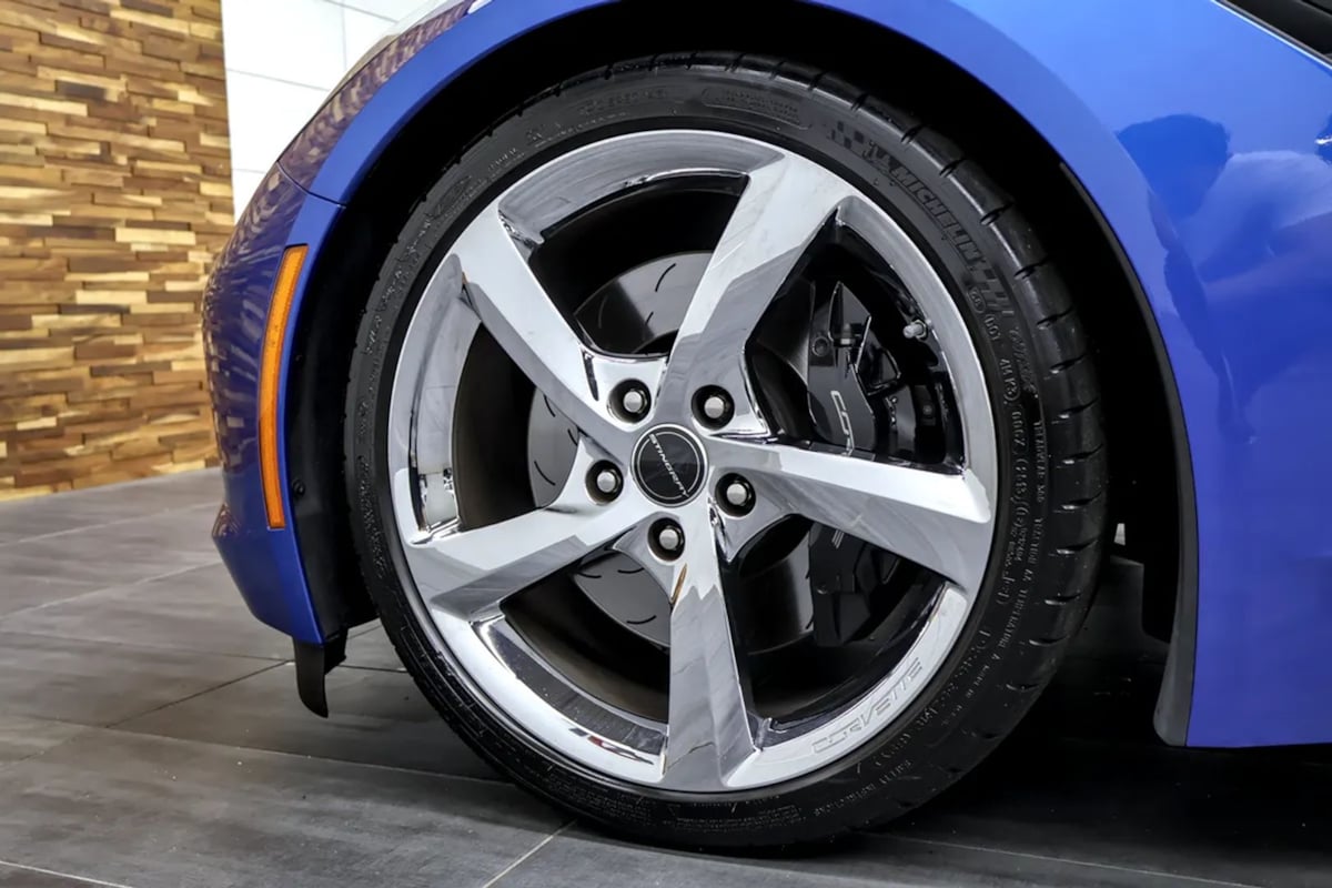 Chevrolet Corvette photo 34