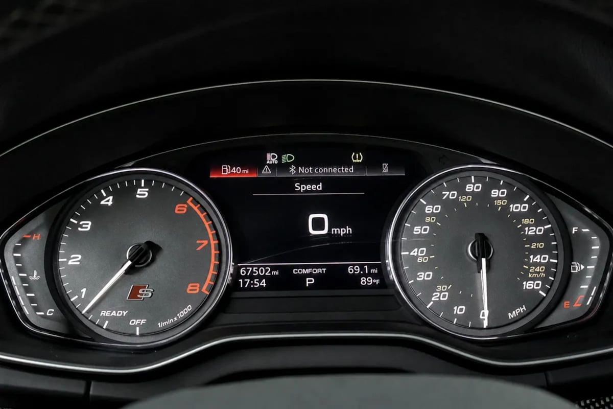 Audi SQ5 photo 16