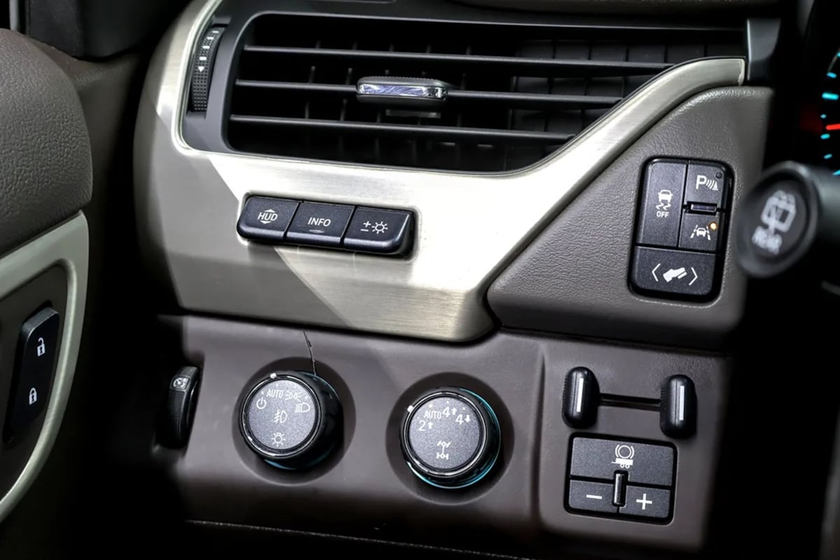 GMC Yukon photo 26