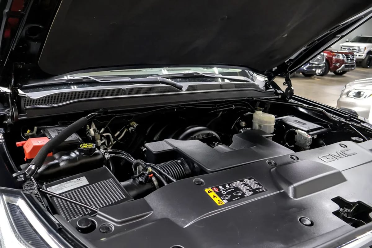 GMC Yukon photo 46