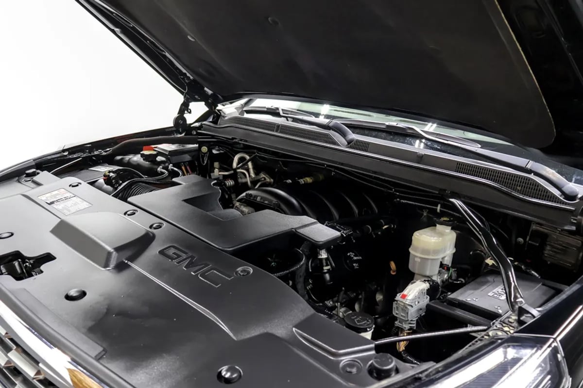 GMC Yukon photo 47